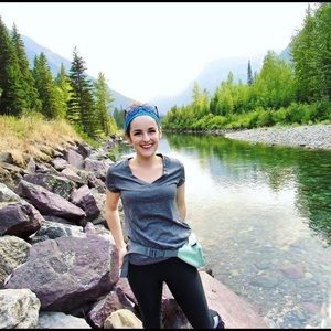 Meet your Posher, Olivia